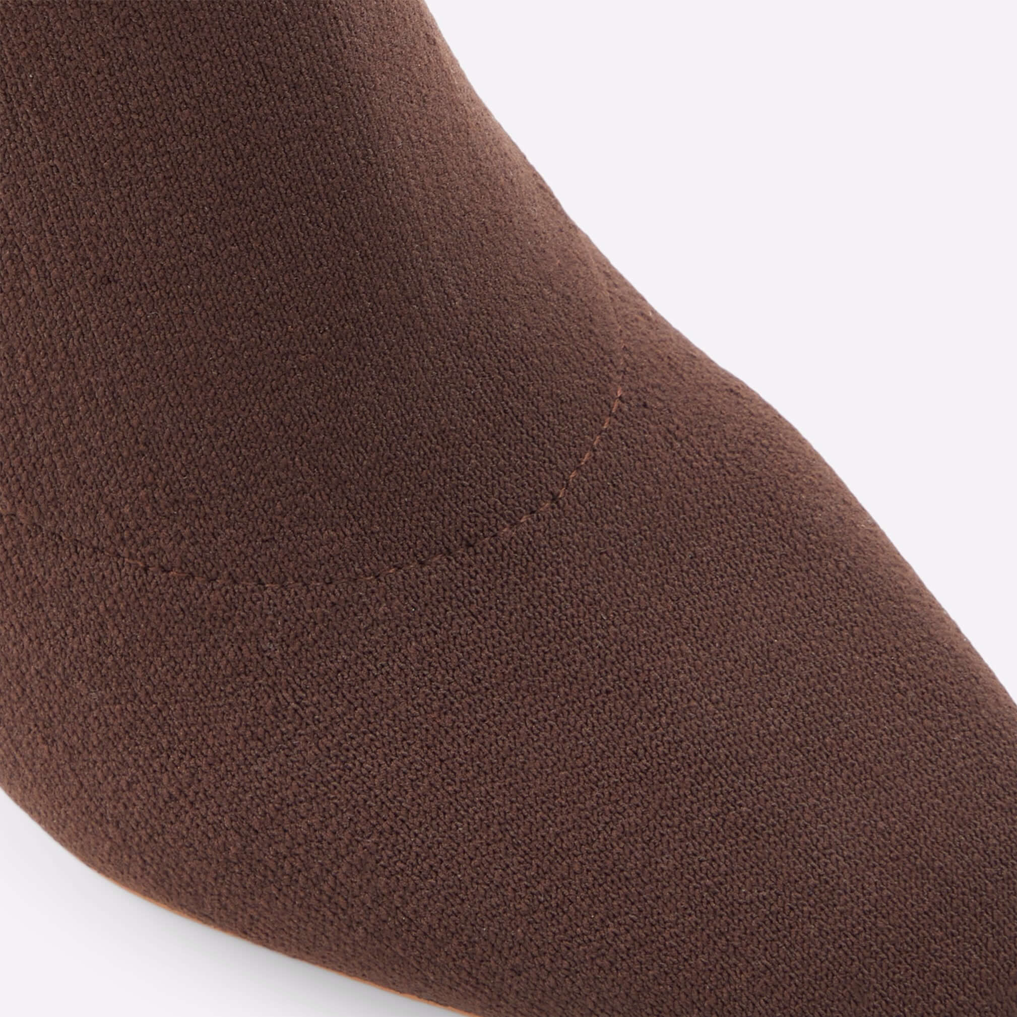 Delylah - Image 7