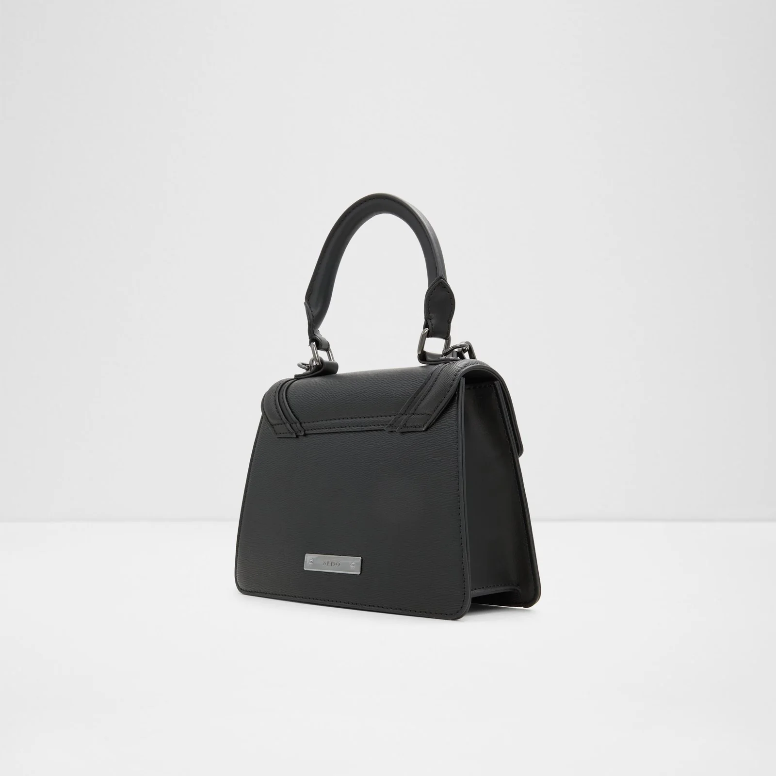 Emaline - Image 3